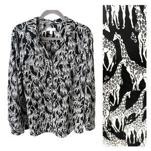 Charter Club Top Women's XL Black & White Giraffe Print Button Down Safari